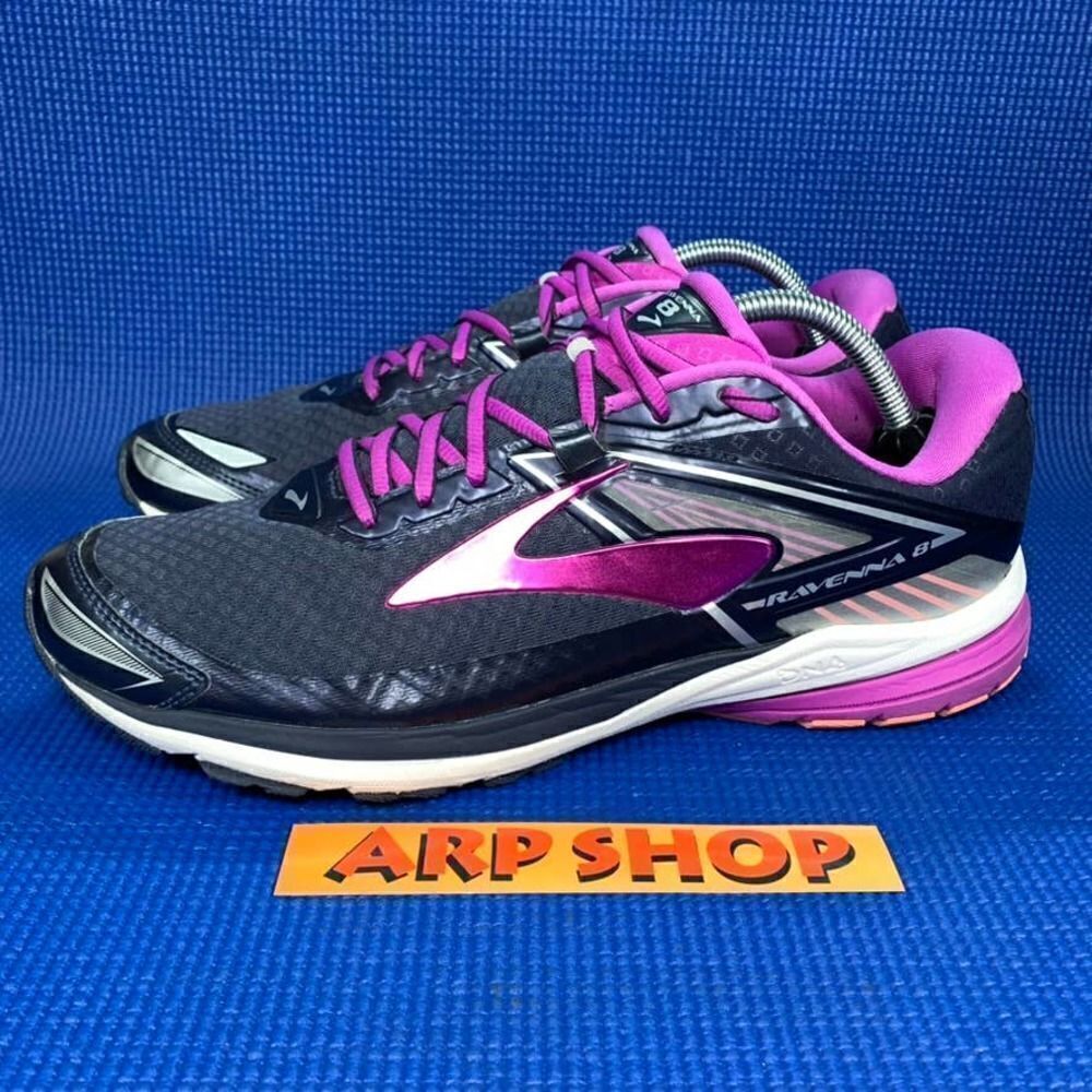 25- BROOKS RAVENNA 8 Women Size 12 Navy Blue Athletic Running Shoes 1202381B454